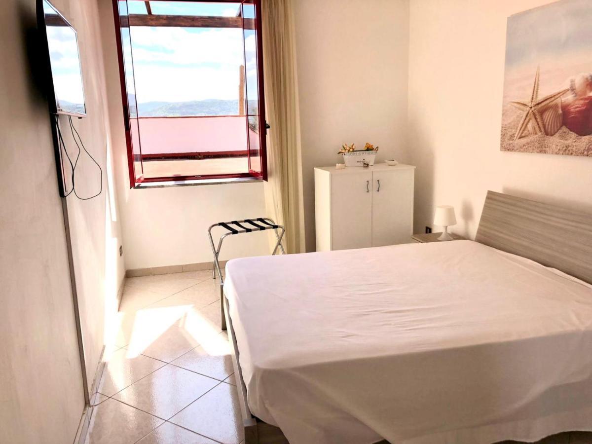 B&B Terrazza Mare อากรอโปลี ภายนอก รูปภาพ