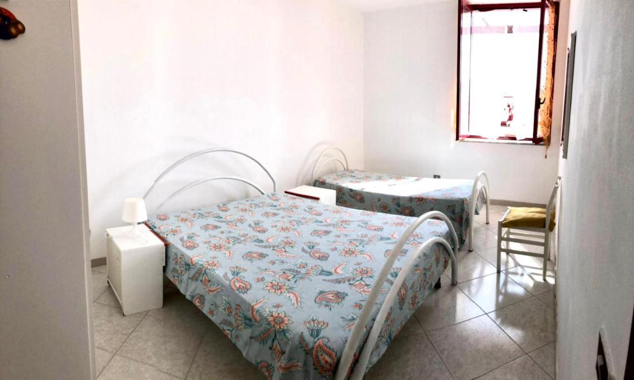 B&B Terrazza Mare อากรอโปลี ภายนอก รูปภาพ